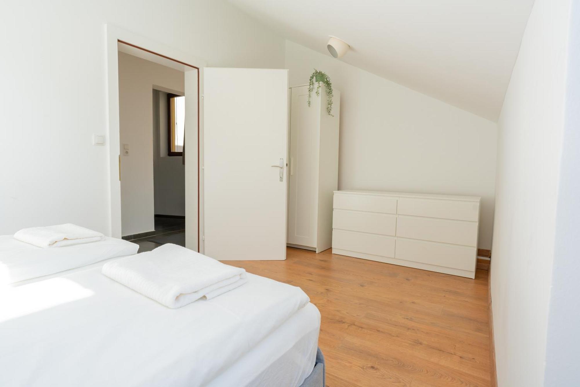 Luxury Penthouse - Augarten Apartament